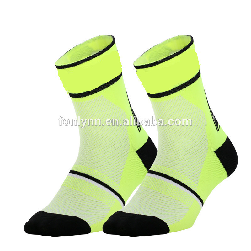 Cooling Gel Cycling Sports Socks for Men